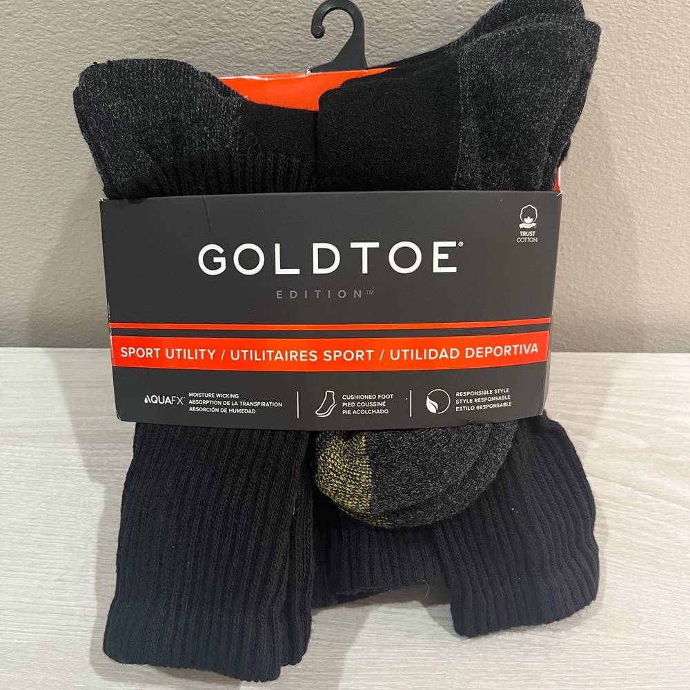 Gold Toe Men's Black Crew Socks